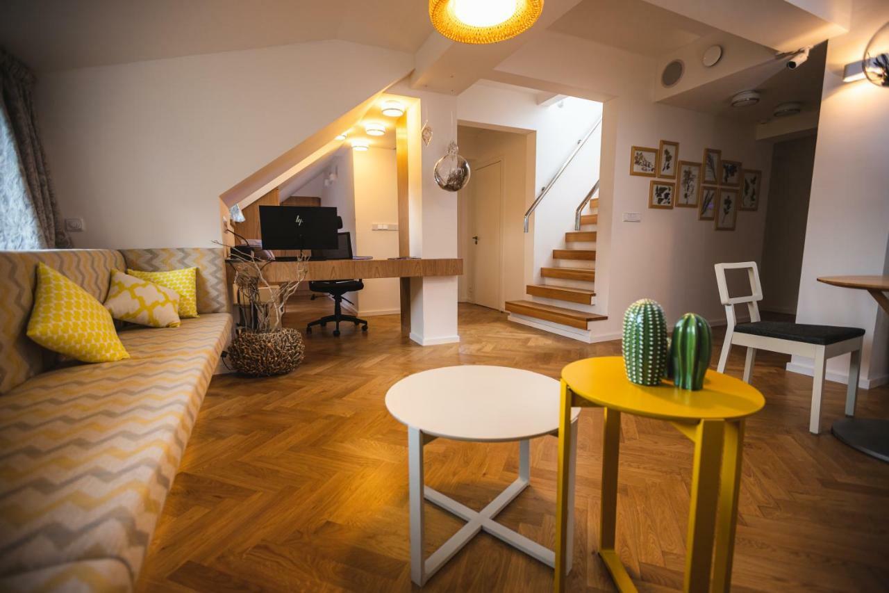 Empirent Petrin Park Apartments Prague Exterior photo